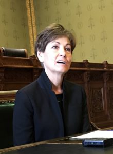 Reynolds to unveil her 2019 agenda today in statehouse speech