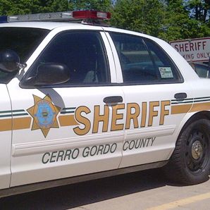 Icy conditions cause bus, semi to collided in Cerro Gordo County