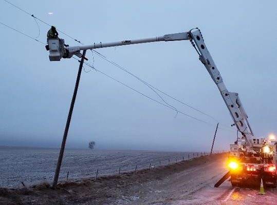 1000 still without power after powerful spring storm system rips through the area