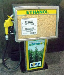 Reynolds hints a Trump announcement on ethanol may be made in Iowa