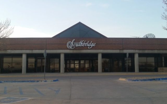 Mason City council approves loan to renovate Southbridge Mall space for new sports bar