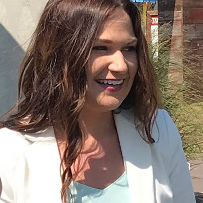 Finkenauer engaged to Warren campaign official in Iowa